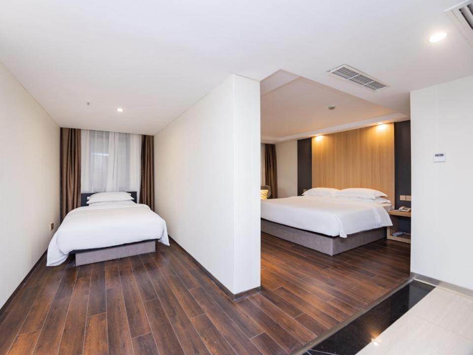 Country Inn&Suites By Radisson, Shanghai Pvg מראה חיצוני תמונה