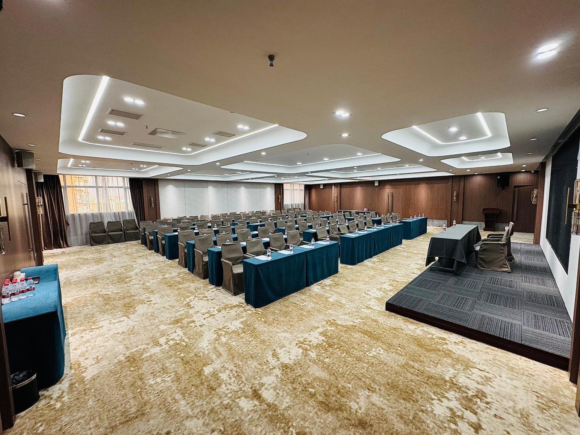 Country Inn&Suites By Radisson, Shanghai Pvg מראה חיצוני תמונה